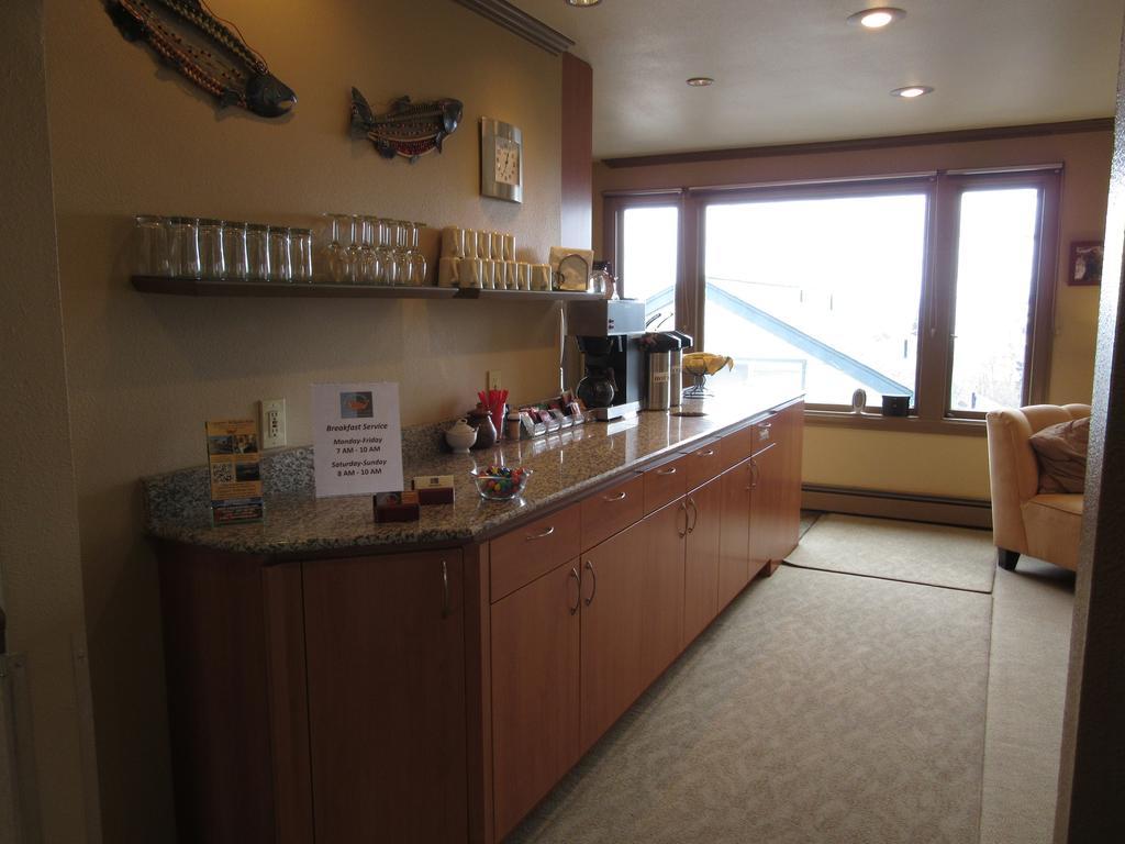 Copper Whale Inn แองเคอเรจ ภายนอก รูปภาพ